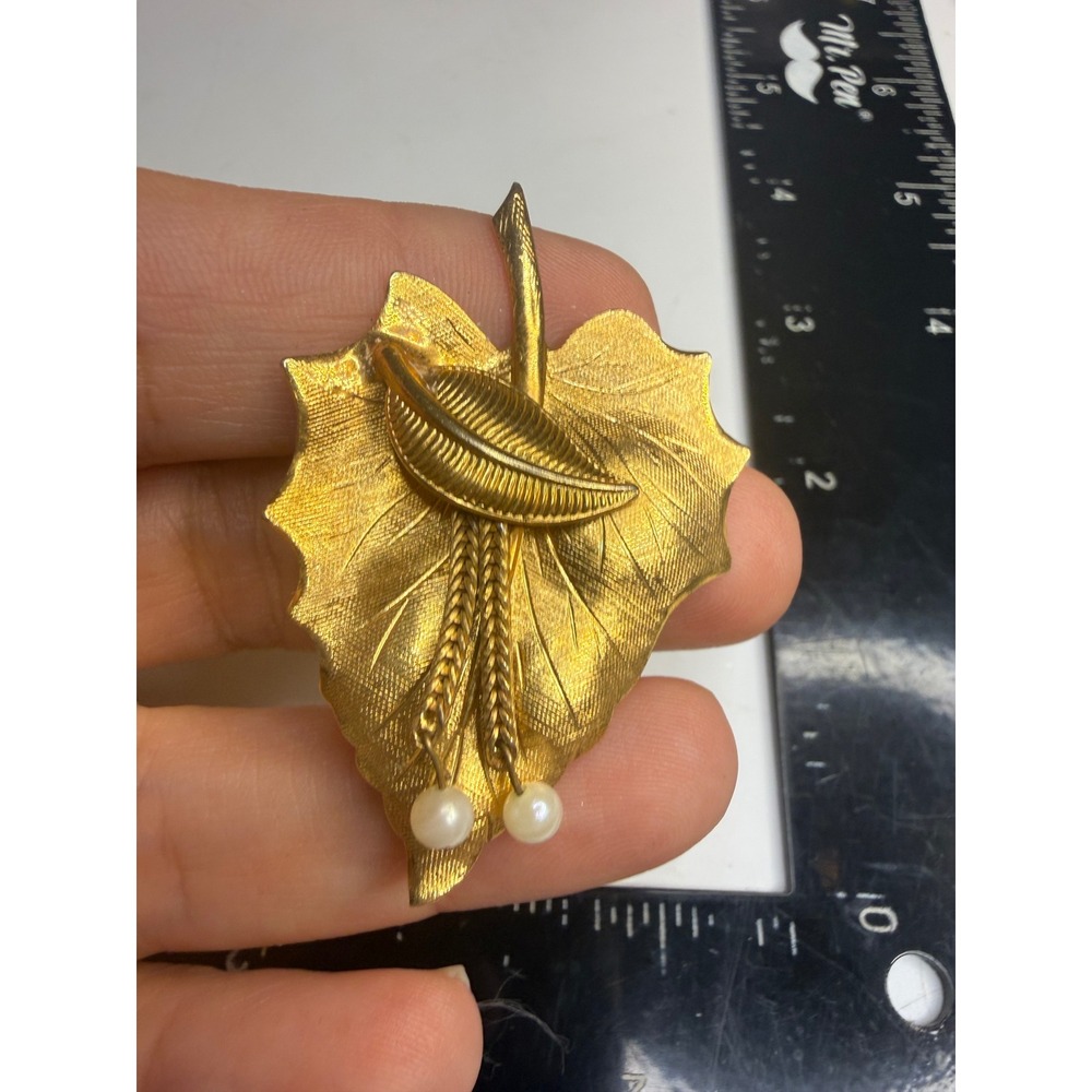 Gold Tone Textured Leaf Brooch with Faux Pearl Dangles Nature Theme Pin
